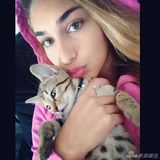 组图：比伯酒驾门嫩模近照曝光 身材火辣诱惑