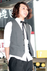 组图：八三夭开唱 唱片预购打败罗志祥