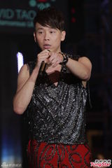 组图：陶喆个唱致敬梅艳芳 两人曾因音乐结缘