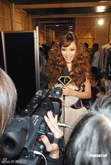 幻灯图：Anglebaby日本秀场惊艳亮相 不理整容传闻