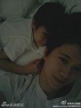 组图：张智霖袁咏仪庆结婚13周年 幸福盘点