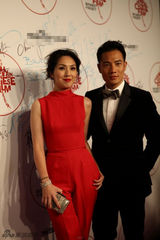 组图：《对不起》亮相纽约 赵薇调侃“美国梦”