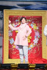 高清组图：双拥晚会 黄宏领衔短剧《老街坊新邻居》