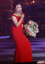 组图：汪明荃演唱会落幕 斥歌迷非法录影