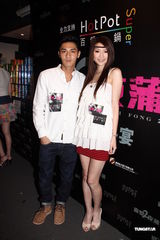 组图：连诗雅难忘《喜爱夜蒲2》与关楚耀共浴