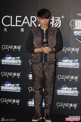 组图：杨宗纬撑亚洲巅峰音乐节发布会