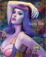 组图：凯蒂佩里获公告牌年度女艺人奖