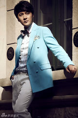 高清图：迟帅春日大片英伦风深沉儒雅