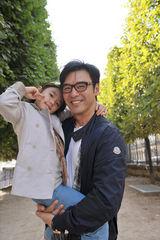 组图：钟镇涛与爱女钟懿温情图片记录幸福时光