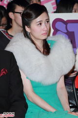 组图：《名媛望族》播映大结局 杨怡戏服现身颇亮眼