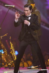 组图：萧敬腾台北开唱High翻小巨蛋