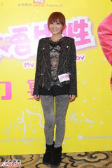 组图：郑伊健新片收五千万票房 阿Sa蔡卓妍望追拍续集