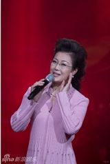 组图：《国色天香》戏曲真人秀 黄征厕所学小生