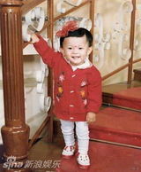 幻灯图集：孙俪童年照曝光 曾是丑女用土方法隆鼻