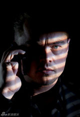 高清图：莱昂纳多唯美广告大片 巴黎魅影迷雾重重