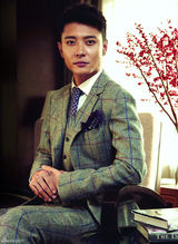 组图：张丹峰时尚封面大片 劲刮优雅绅士风