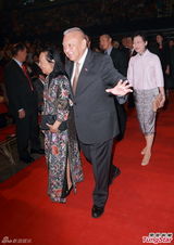 香港办文艺晚会庆国庆 霍震霆称不办百日宴(图)