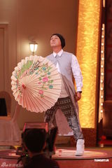 组图：张卫健梁汉文同场录节目 高海宁否认恋爱