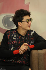 组图：赵丽颖丁子峻关智斌做客聊《妻子秘密》