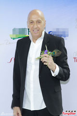 组图：颜卓灵失金马影后 导演黄修平反倒恭喜