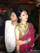 组图：刘嘉玲邀猛男会所印度风情趴