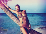 组图：抖奶超模性感比基尼照曝光 巨波呼之欲出