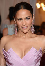 高清组图：《碟中谍4》女星宝拉-巴顿性感亮相