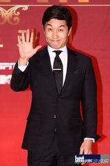 组图：《2012SBS演技大赏》孙贤株夺魁