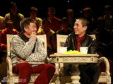 幻灯图集：赵本山张艺谋聊昨天今天明天
