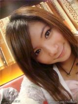 跳水第一美女何姿微博美图 可爱卖萌(图)