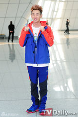 组图：姜虎东新节目越南取景 金贤重银赫加盟