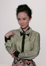 高清图：霍思燕全新时尚写真 高贵典雅干净清透