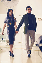 组图：张铎陈松伶居家写真 甜蜜搞怪共享情元节