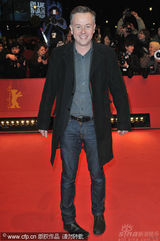 幻灯图集：《杀手在我心》首映 女演员玉腿抢镜