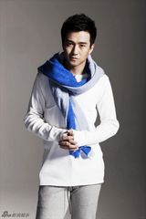 组图：翟天临写真俏皮儒雅秀百变魅力