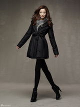 高清组图：金喜善最新冬装写真 美腿纤细身材婀娜