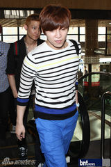 组图：FT等赴日本参加《MCountdown HelloJapan》