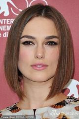 组图：《危险方法》记者会 奈特莉花裙黑超抢眼