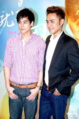 幻灯图：彭于晏化身拳击手 携明道为新片宣传造势 