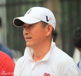 组图：王志飞《留守男人》变身成功地产商