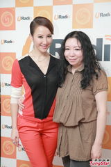 组图：李玟未受限唱令影响 笑而不答千万身价