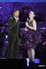 组图：陈洁仪赵增熹合作音乐会 林子祥苏永康掀高潮