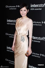 组图：众星出席时装展 陈嘉桓拒评马德钟事件