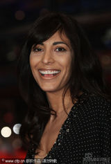 幻灯图集：《杀手在我心》首映 女演员玉腿抢镜