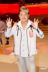 高清组图：众星拜神贺台庆 曾志伟陈百祥吃相毕露