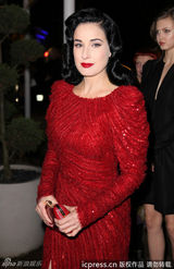 组图：范冰冰等赴慈善晚宴 柠檬黄长裙显气场