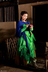 组图：新《天龙》毛晓彤剧照曝光演萌版钟灵