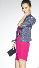 组图：张歆艺最新写真曝光 化身数码宝贝百变娇俏