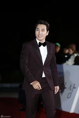 独家高清：金惠秀爆乳战青龙 李秉宪等大牌云集