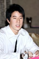 幻灯图：房祖名推首张专辑 谈女友需“国产”媳妇